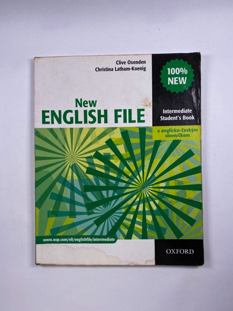 IMG_0352 New English File Intermediate Student´s Book - Obrázek 1