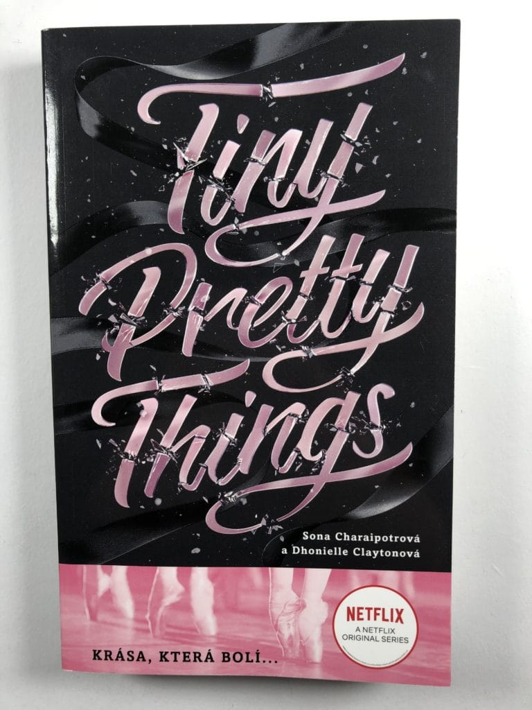 IMG_7077 Tiny Pretty Things - Krása, která bolí ... - Obrázek 1