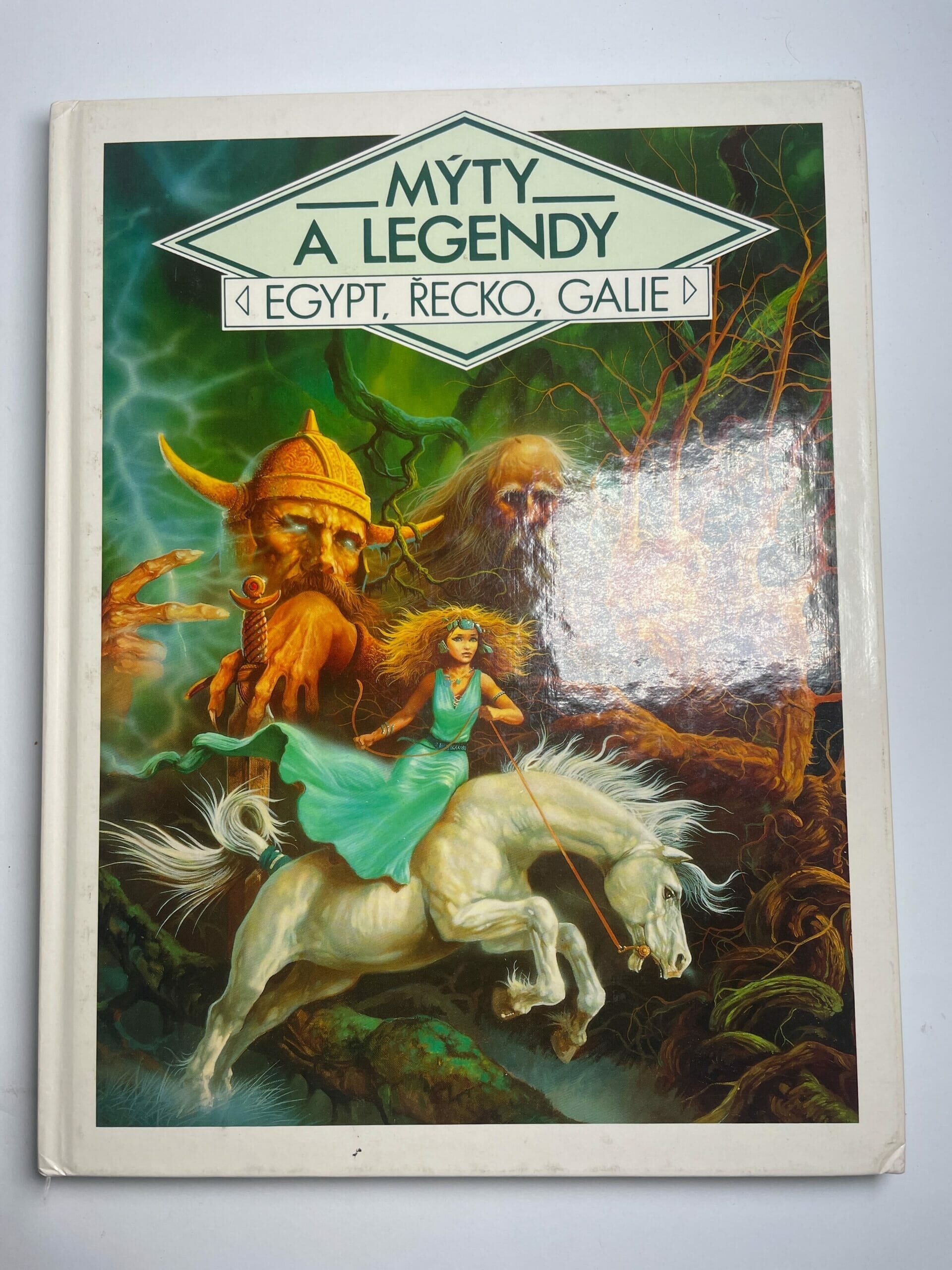 IMG_1038 Mýty a legendy - Egypt, Řecko, Galie - Obrázek 1