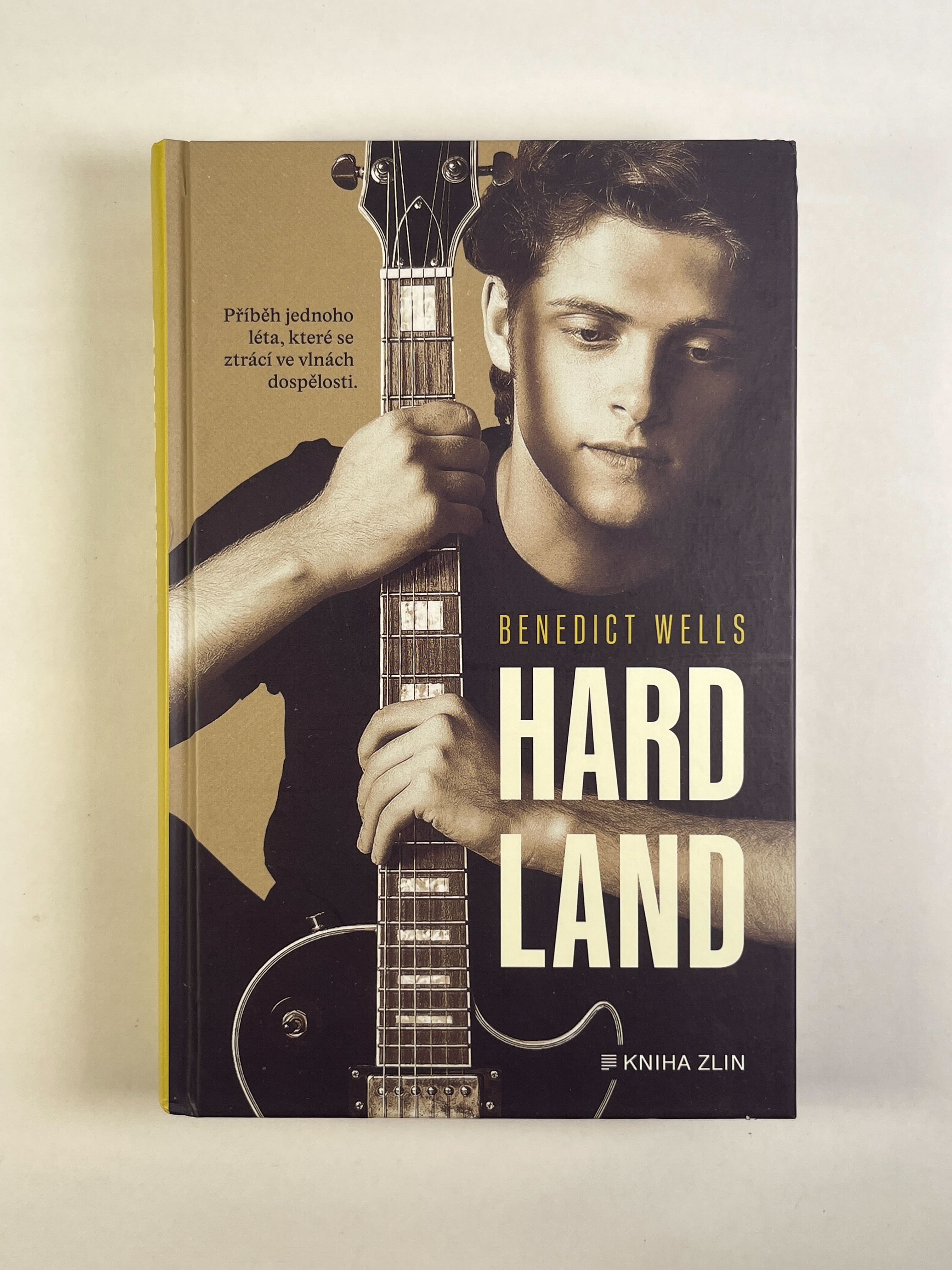 9788076624221 Hard land - Obrázek 1